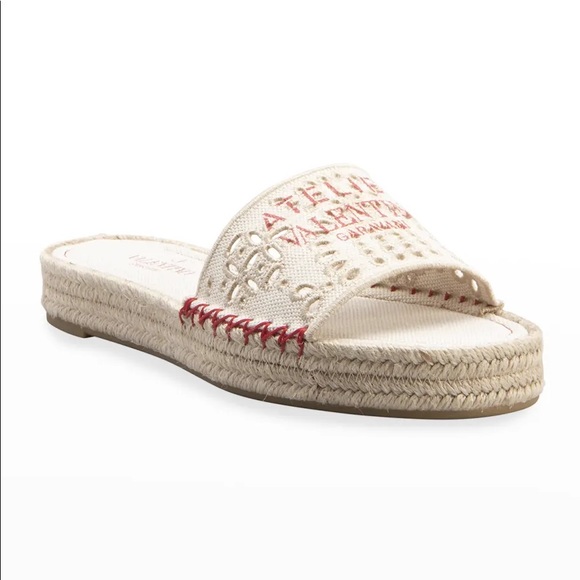 VALENTINO GARAVANI Atelier Eyelet Flat Espadrille Slide Sandals Natural NWT 39.5 - Picture 1 of 13